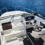 SEA RAY SUN SPORT 230 OUTBOARD